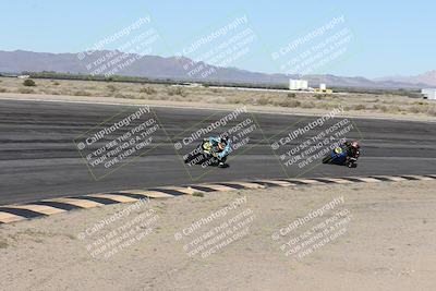 media/Jan-16-2026-CVMA Friday Practice (Fri) [[6f2bf47531]]/5-Racer 4-Trackday1/Session 2 (Bowl)/